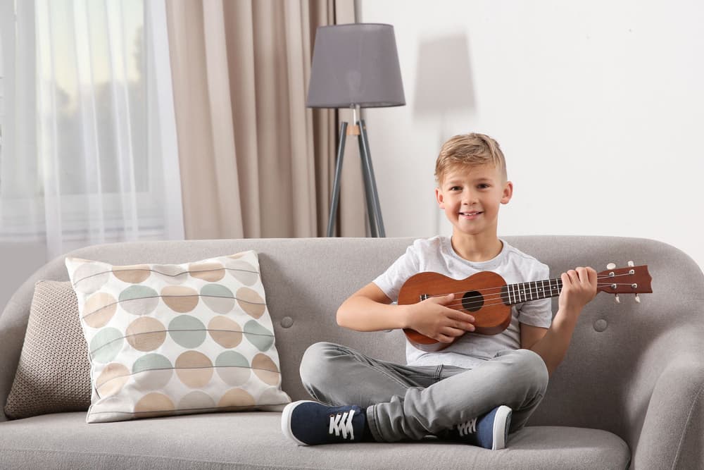 Ukulele dla dziecka – czy to dobry pomysł? Jakie wybrać?