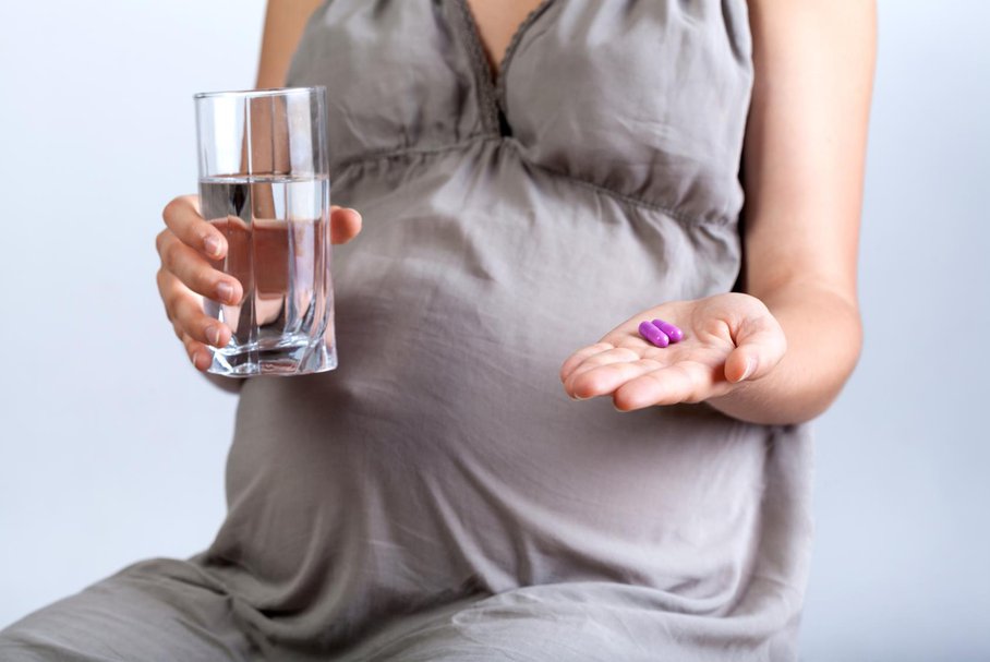 kwas foliowy przed ciążą i w ciąży