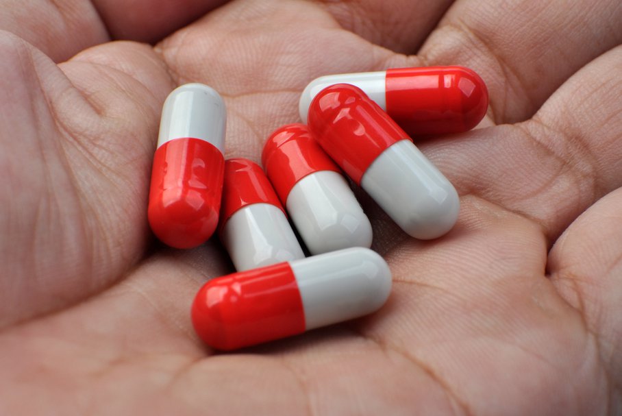 Leki na anginę – antybiotyk i leki bez recepty w leczeniu dzieci i dorosłych