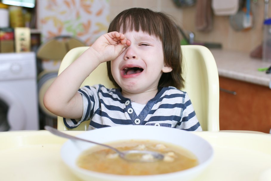 Neofobia żywieniowa u dzieci – co to jest, jak rozpoznać i jak leczyć neofobię u dziecka?