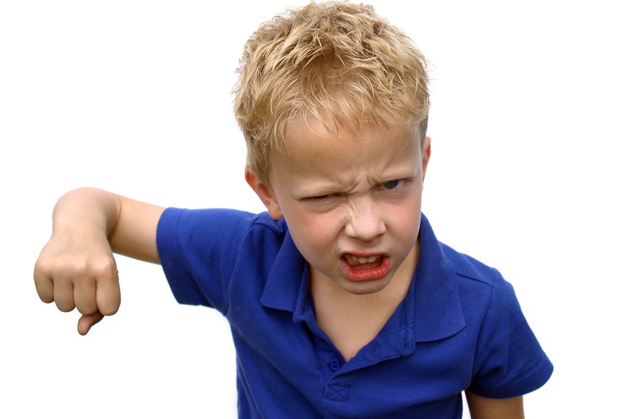 Zamiast karać, powiedz dziecku, jak bezpiecznie wyładować złość.