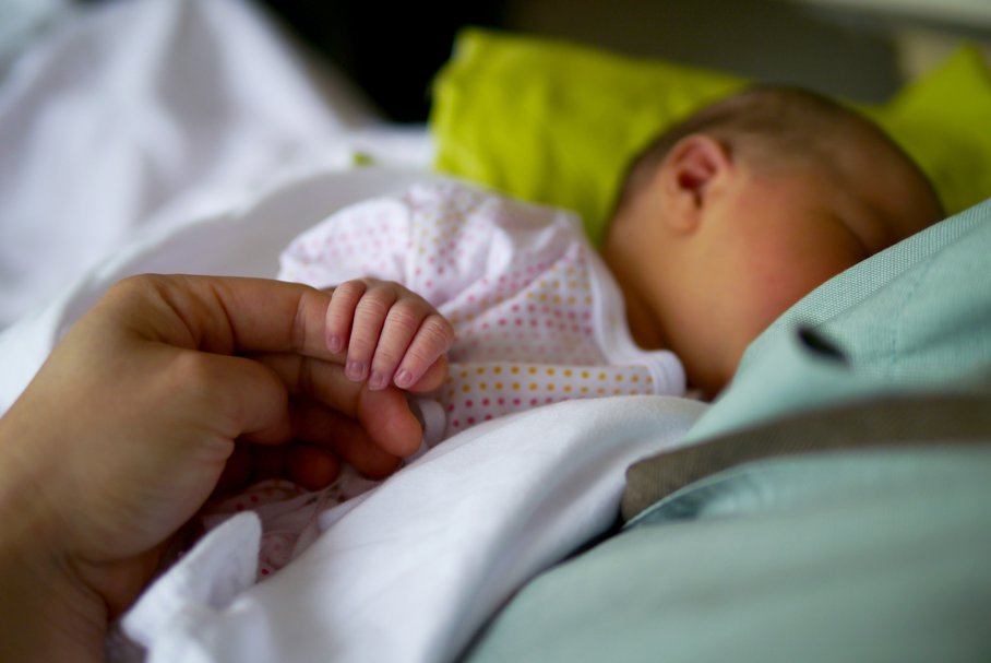 Kiła wrodzona – przyczyny, objawy, diagnostyka, leczenie