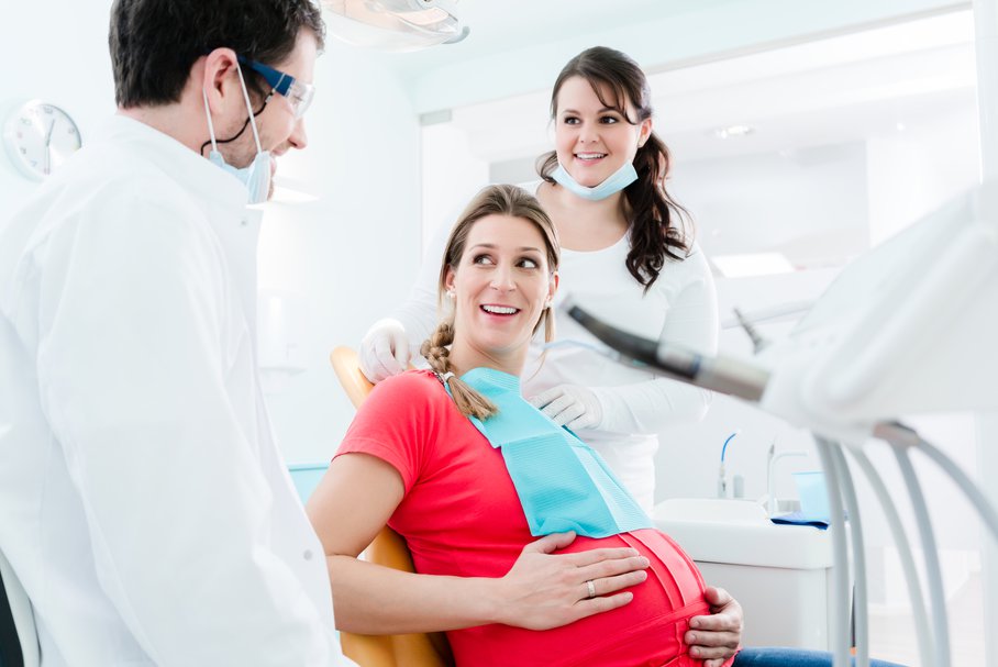 jak dbać o zęby w ciąży