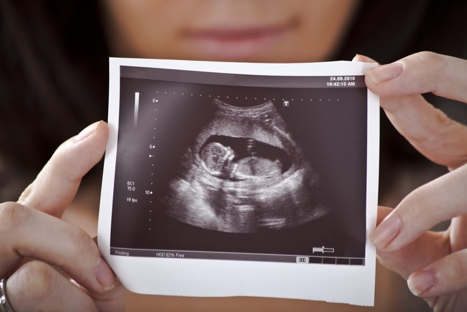 3. miesiąc ciąży – które tygodnie, objawy, rozwój dziecka, badania, jak zmienia się ciało