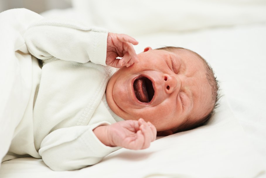 Kolka u dziecka – jak radzić sobie z kolką u noworodka i niemowlaka?
