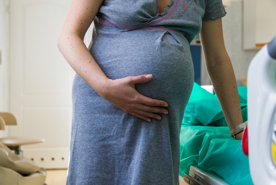 Zatrucie ciążowe – przyczyny, objawy, jak szybko postępuje?