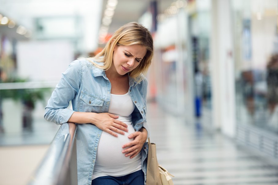 Kolka jelitowa w ciąży  – przyczyny, objawy, leczenie